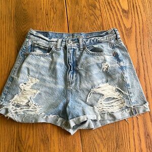 American Eagle Mom Short